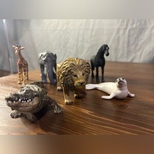 Animal Figures set of 7